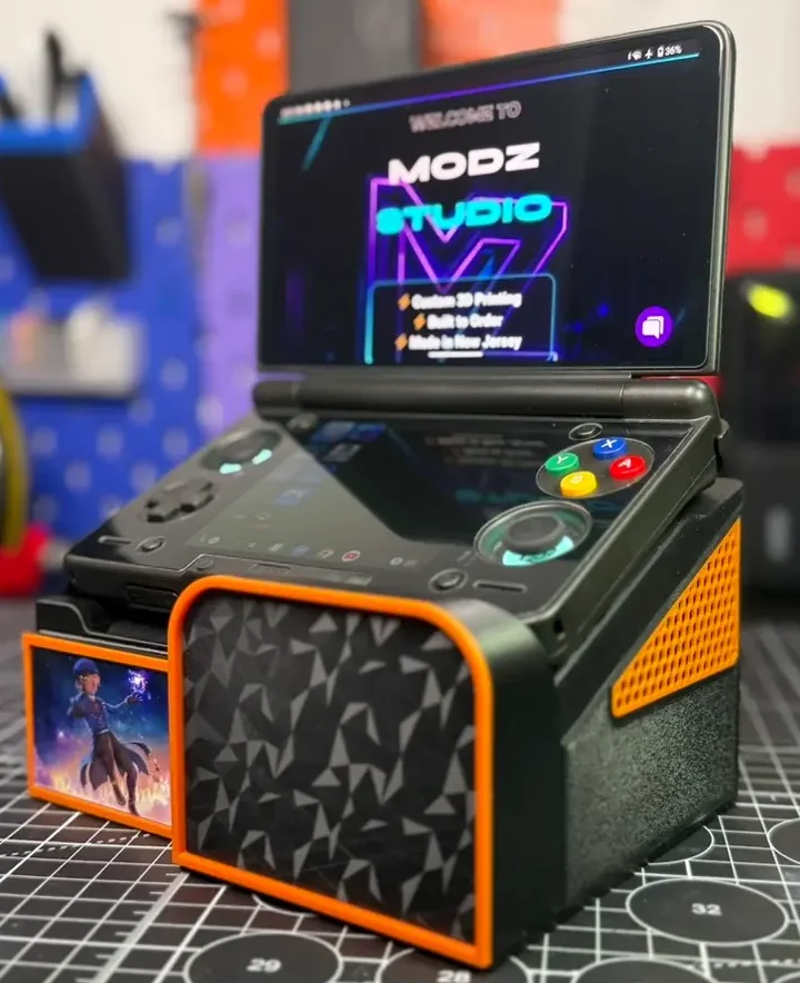 AYN Thor Charging Dock